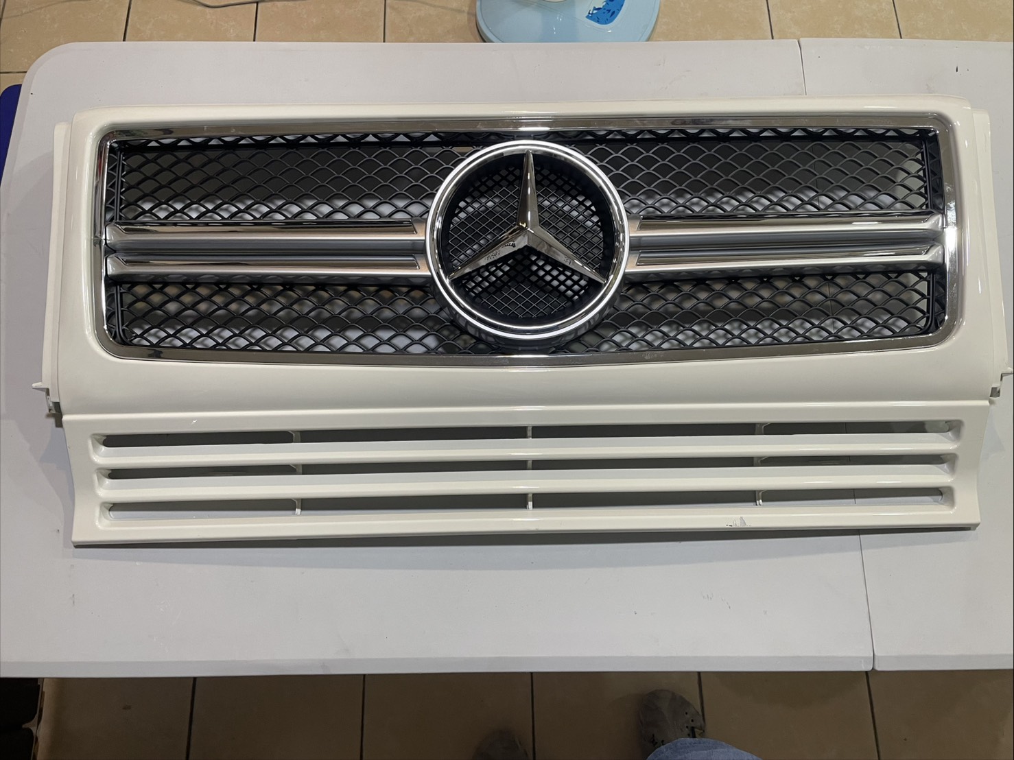 台灣之光 出清品 賓士gcar W463 水箱罩 G63 樣式水箱罩 裂痕跟掉漆
