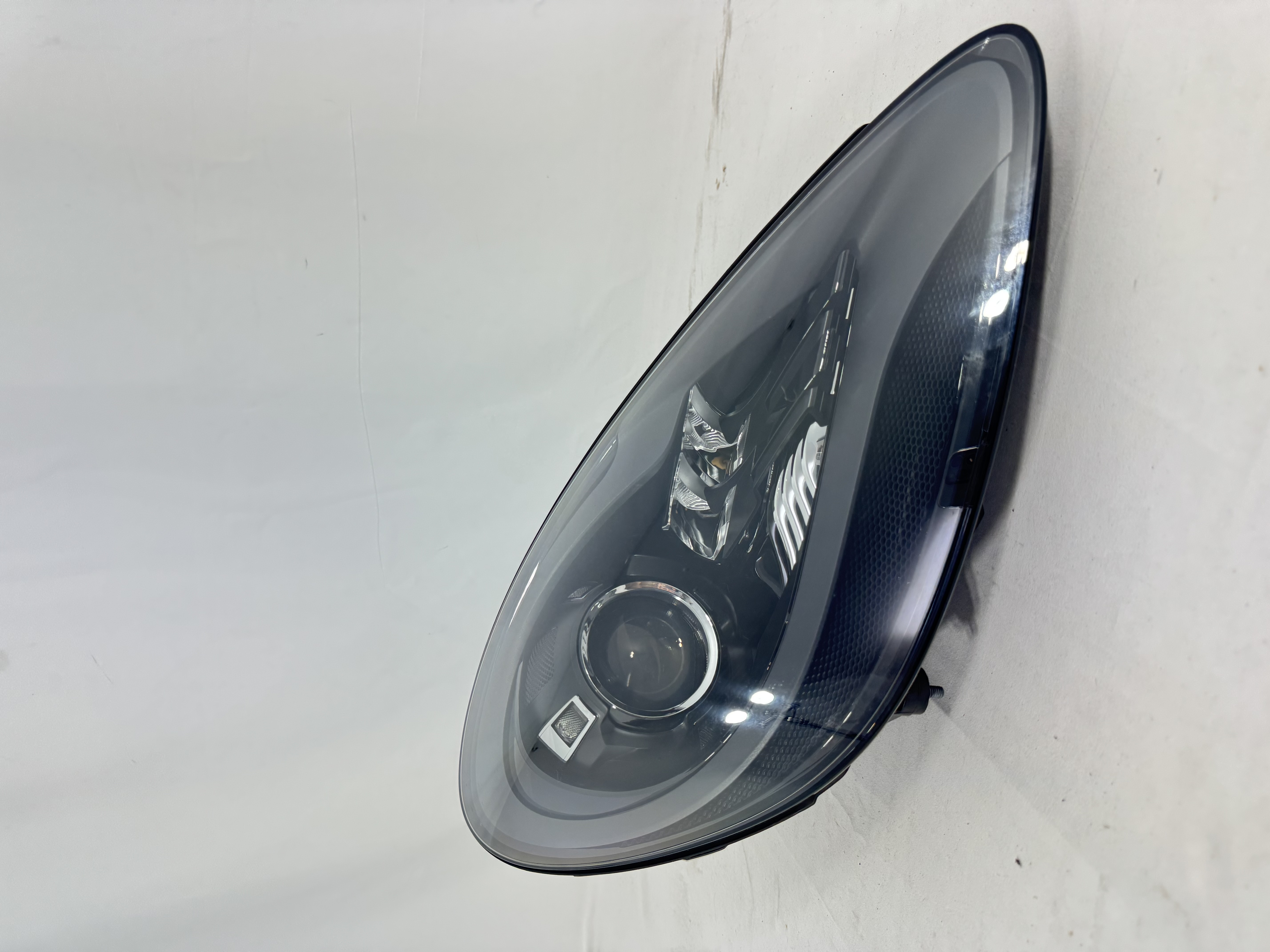 台灣之光 出清品 lexus nx200t 9成新原廠水箱罩 水柵