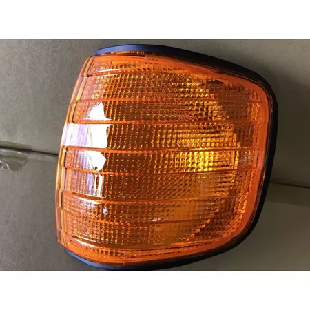 BENZ  全新 賓士 W126 82 83 84 85 86 87 88 89 90 91年 全黃 角燈 方向燈 台灣製