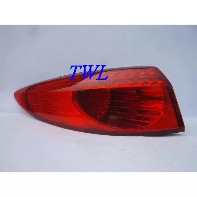 納智捷 LUXGEN SUV7 原廠型 全紅 尾燈 LED 方向燈 台灣製