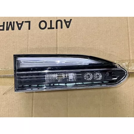 TOYOTA COROLLA CROSS GR 專用 原廠型 內側 黑底 墨殼 尾燈 後燈 倒車燈 台灣製