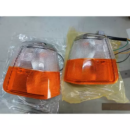 全新 VOLVO 240 80~93年 原廠型 白黃 角燈 方向燈 台灣製